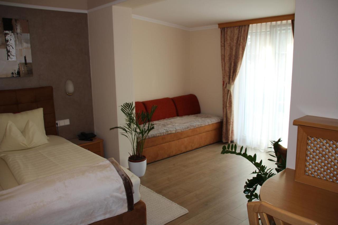 Hotel Lang Лейбниц Экстерьер фото